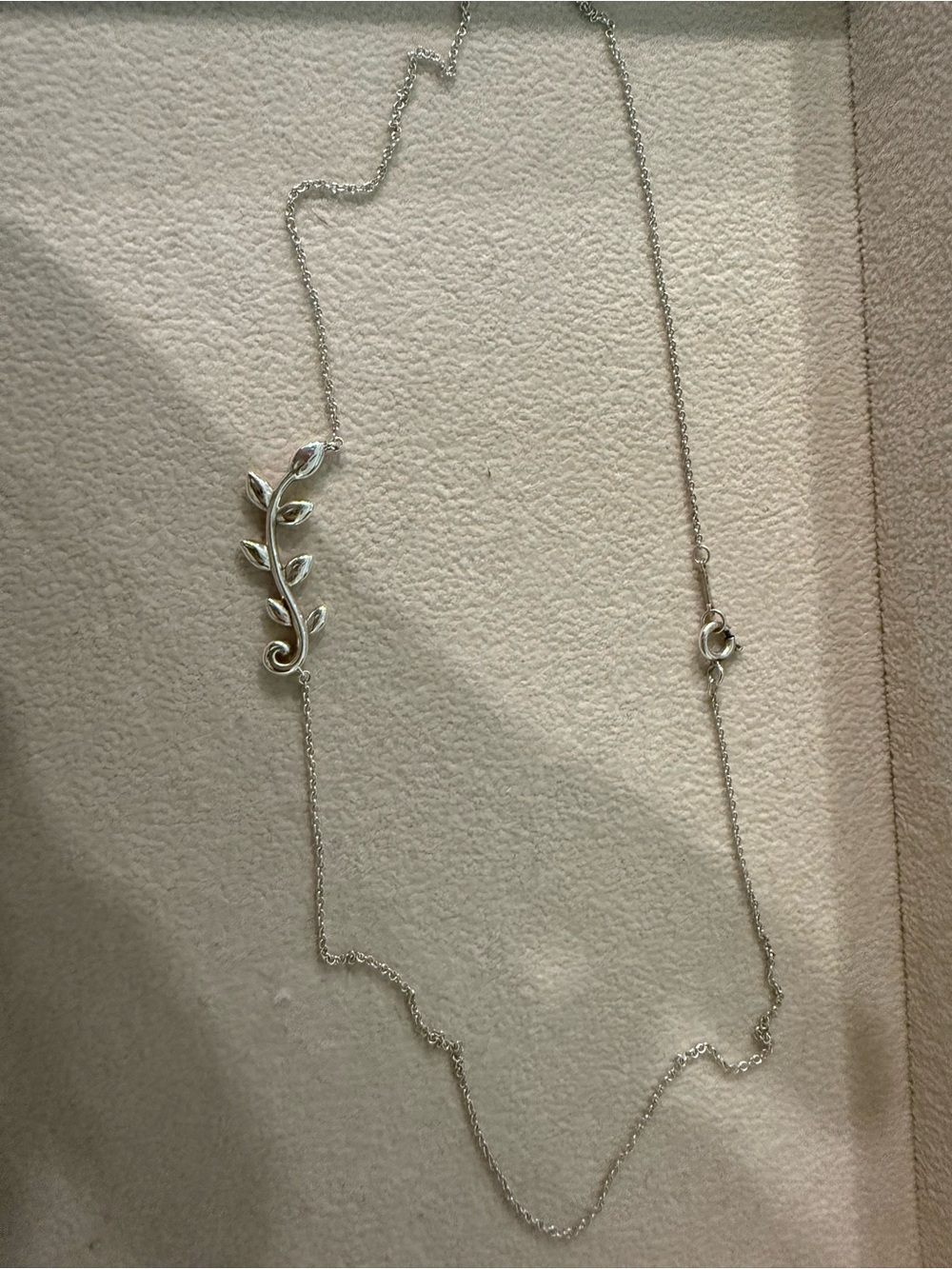 Tiffany Paloma Picasso Olive Leaf Vine Necklace